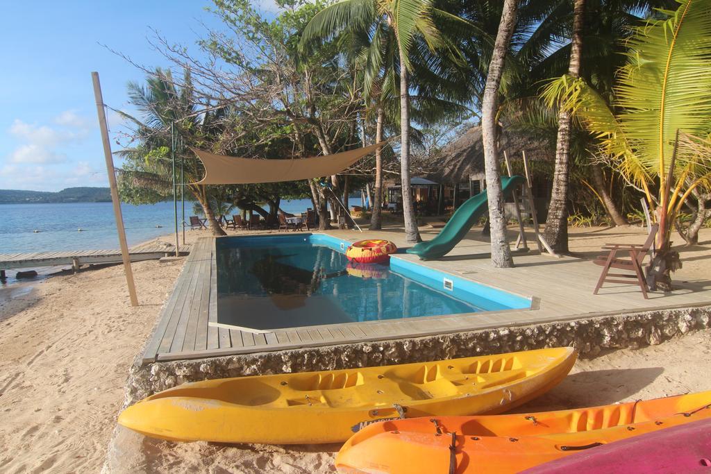 Tongan Beach Resort Utungake Exterior photo