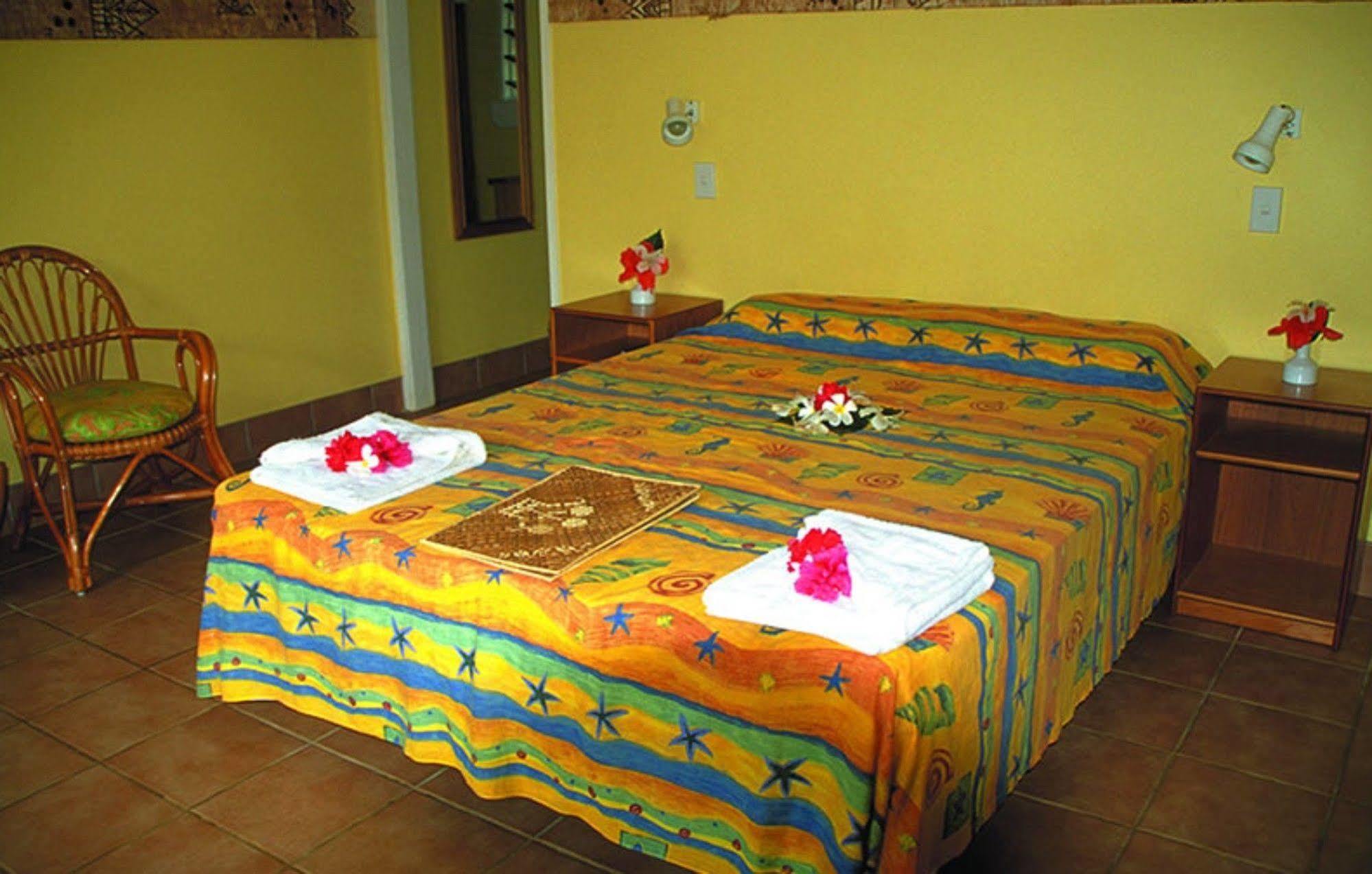 Tongan Beach Resort Utungake Exterior photo