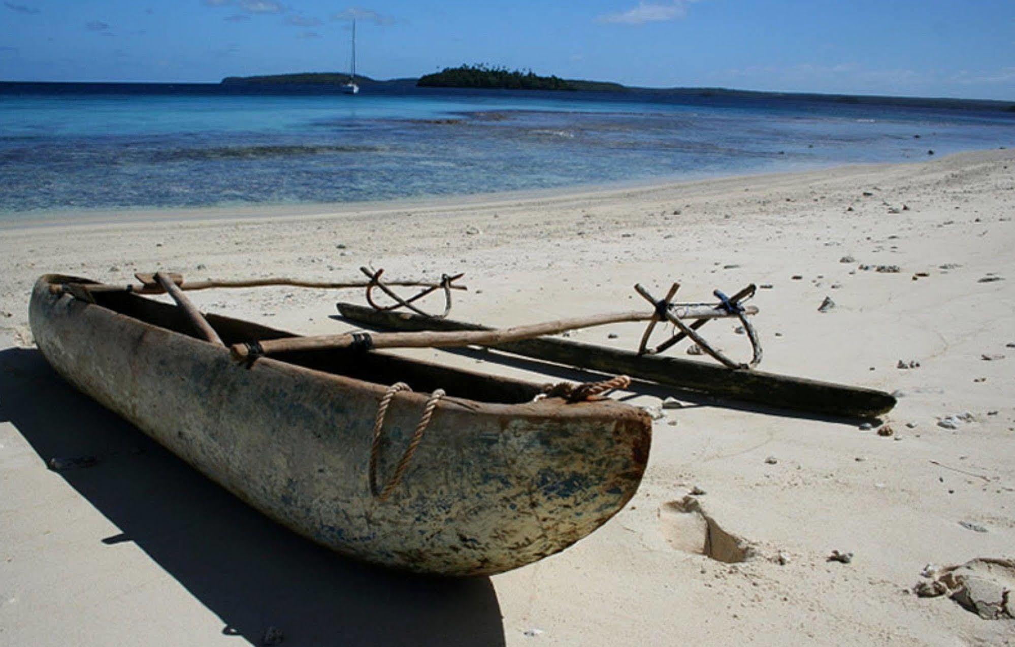 Tongan Beach Resort Utungake Exterior photo