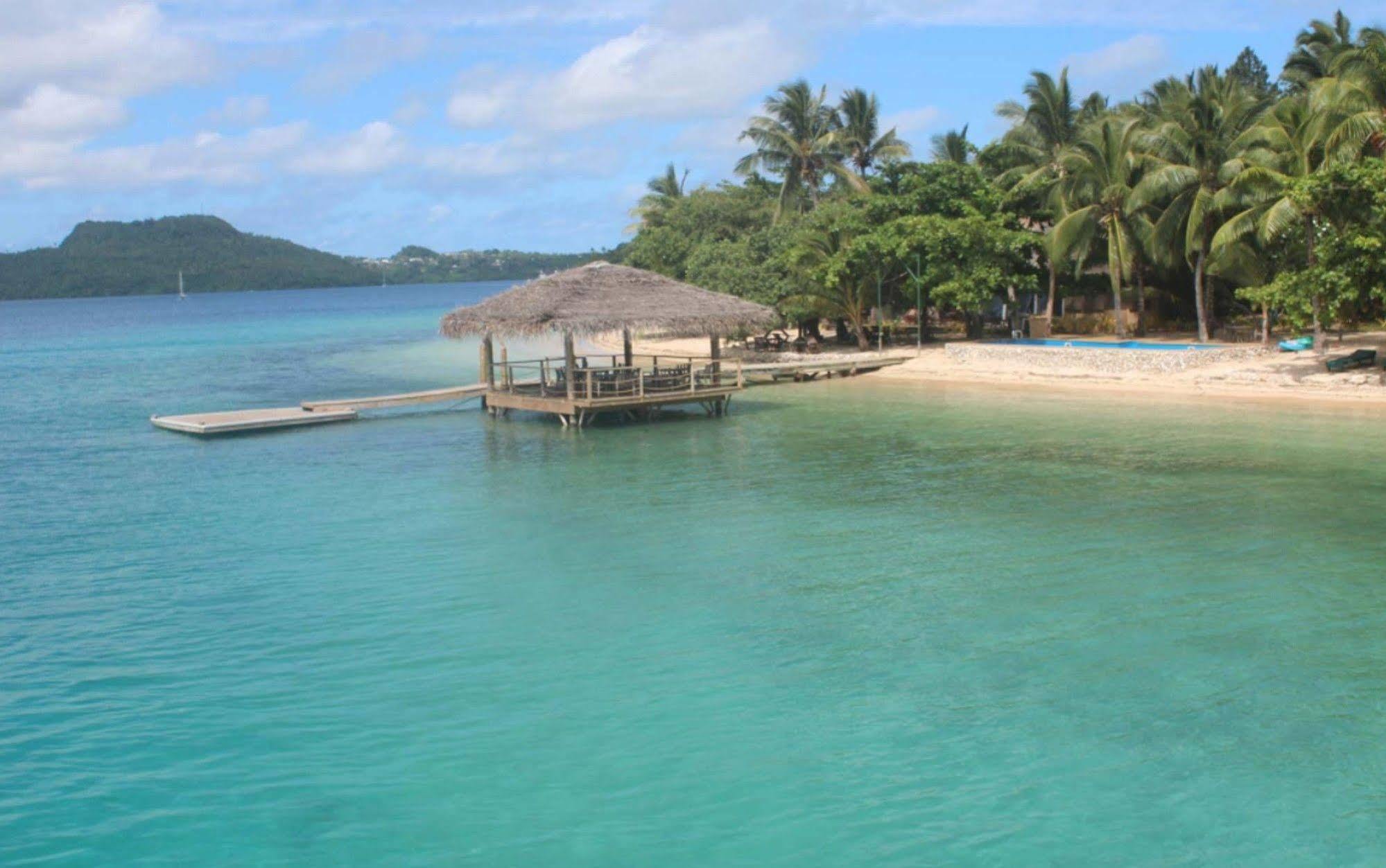 Tongan Beach Resort Utungake Exterior photo
